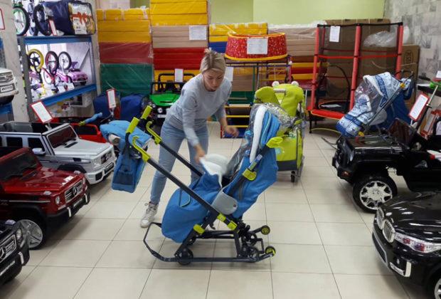 Les meilleurs traîneaux pour bébés Les meilleures poussettes de luge pour enfants